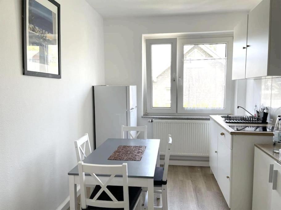 Duesseldorf Messe And Airport, 2-Bedroom Apartment With Kitchen And Garden دوسبرغ المظهر الخارجي الصورة